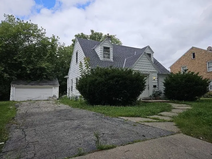 5363 N 53rd St, Milwaukee, renovated by Happy Construction