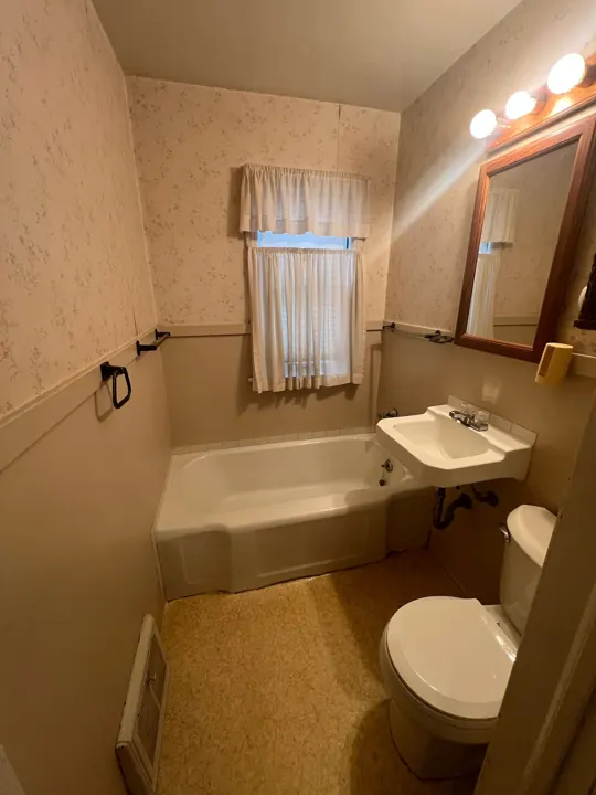 5942 N 38th St, before photo 4